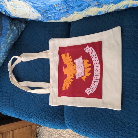 Tote for a reader - Picture 2 of 3